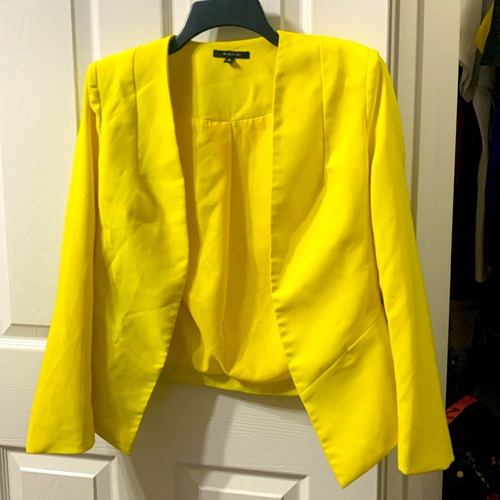 Evenuel, Medium, Yellow